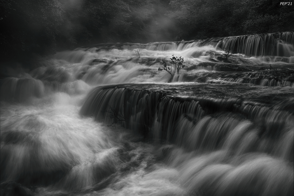 Black and White Cascades
